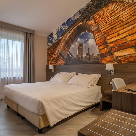 Hotel Guerro Castelvetro di Modena Exteriör bild