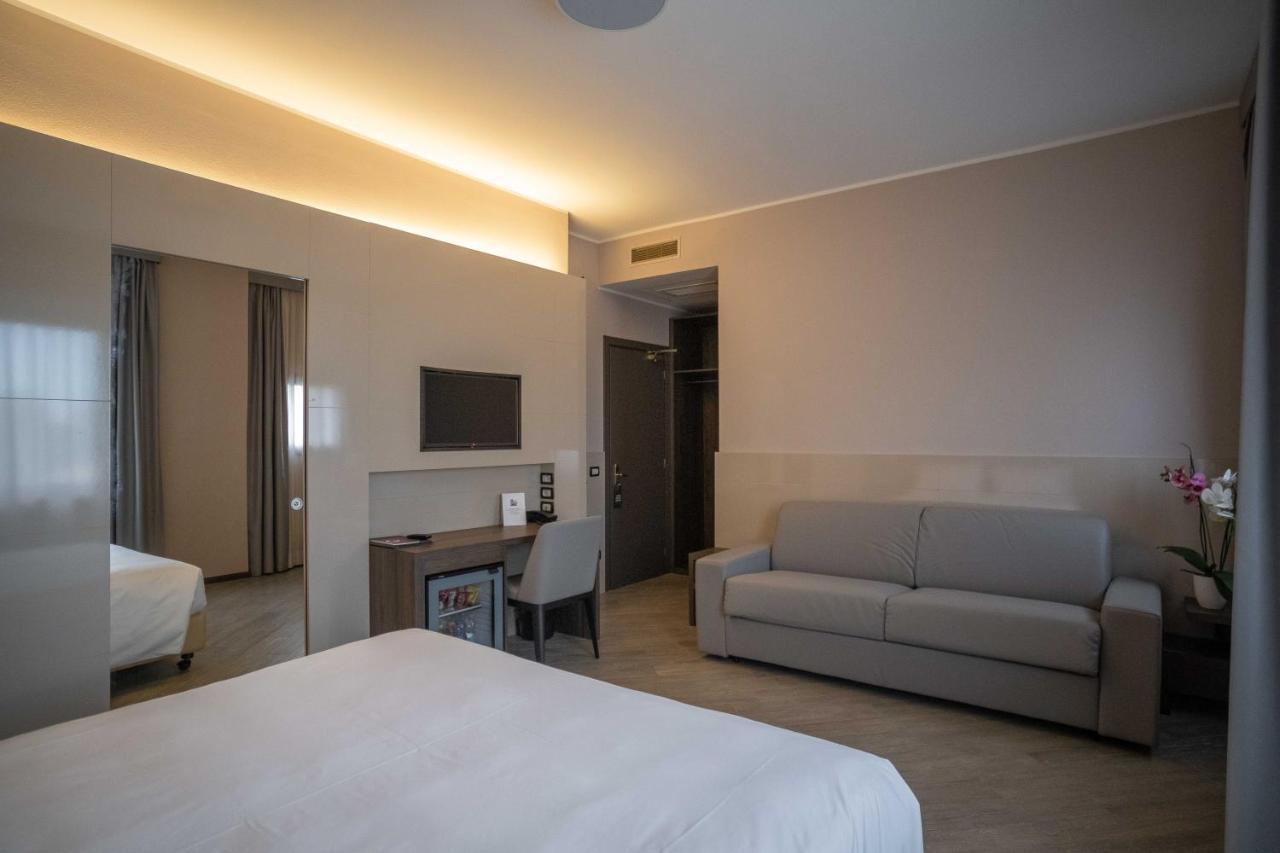 Hotel Guerro Castelvetro di Modena Exteriör bild