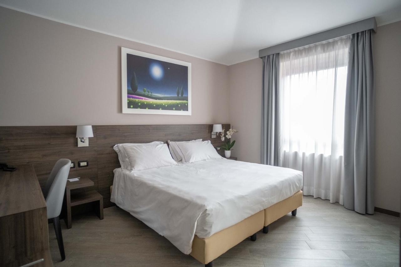 Hotel Guerro Castelvetro di Modena Exteriör bild